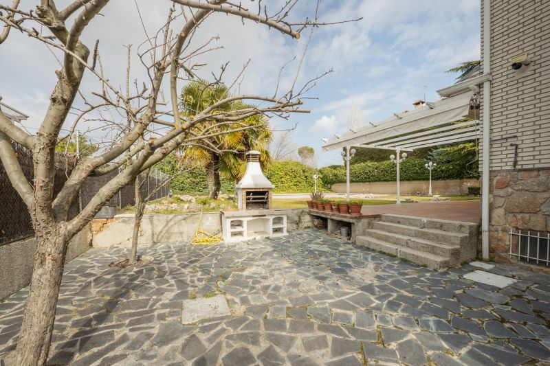 Patio Slab Replacement