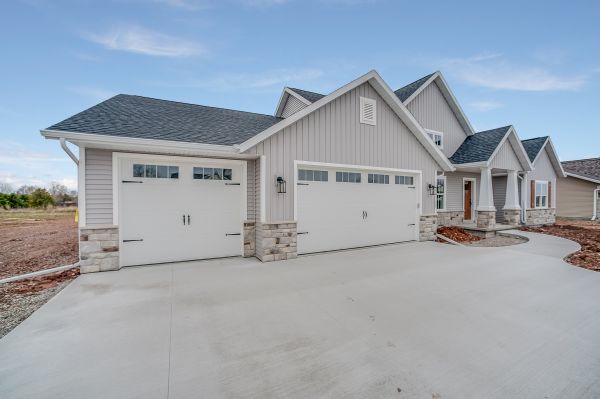 Cost of Concrete Driveway Pouring in Burlington