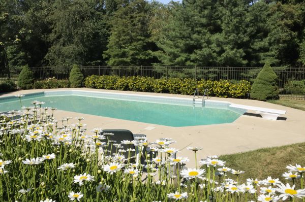 Cost of Concrete Deck Installation in Burlington