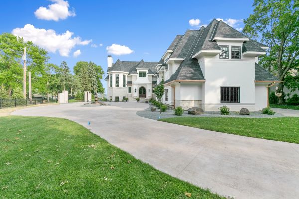 Cost of Concrete Driveway Installation in Burlington