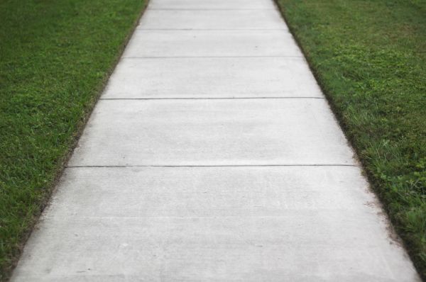 Cost of Concrete Walkway Replacement in Burlington