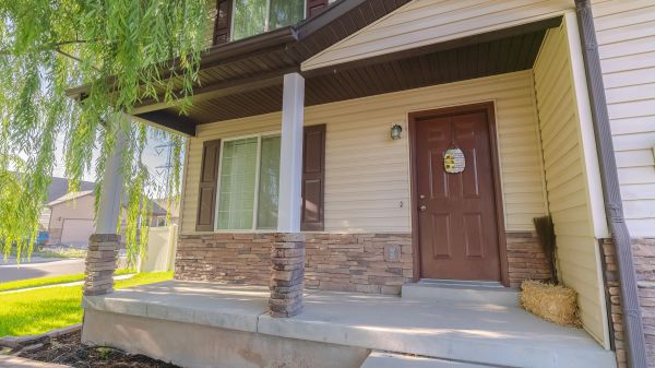 Cost of Concrete Porch Installation in Burlington